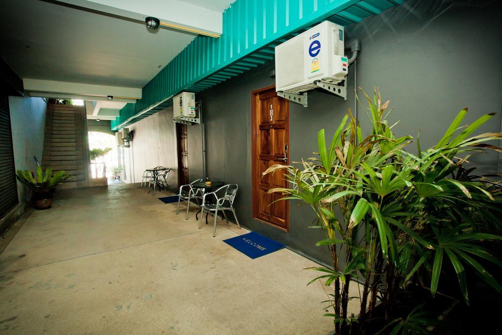 Chaphone Guesthouse Phuket Esterno foto