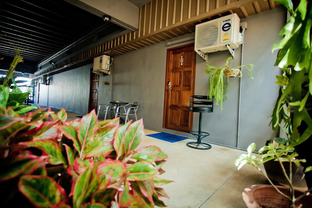 Chaphone Guesthouse Phuket Esterno foto