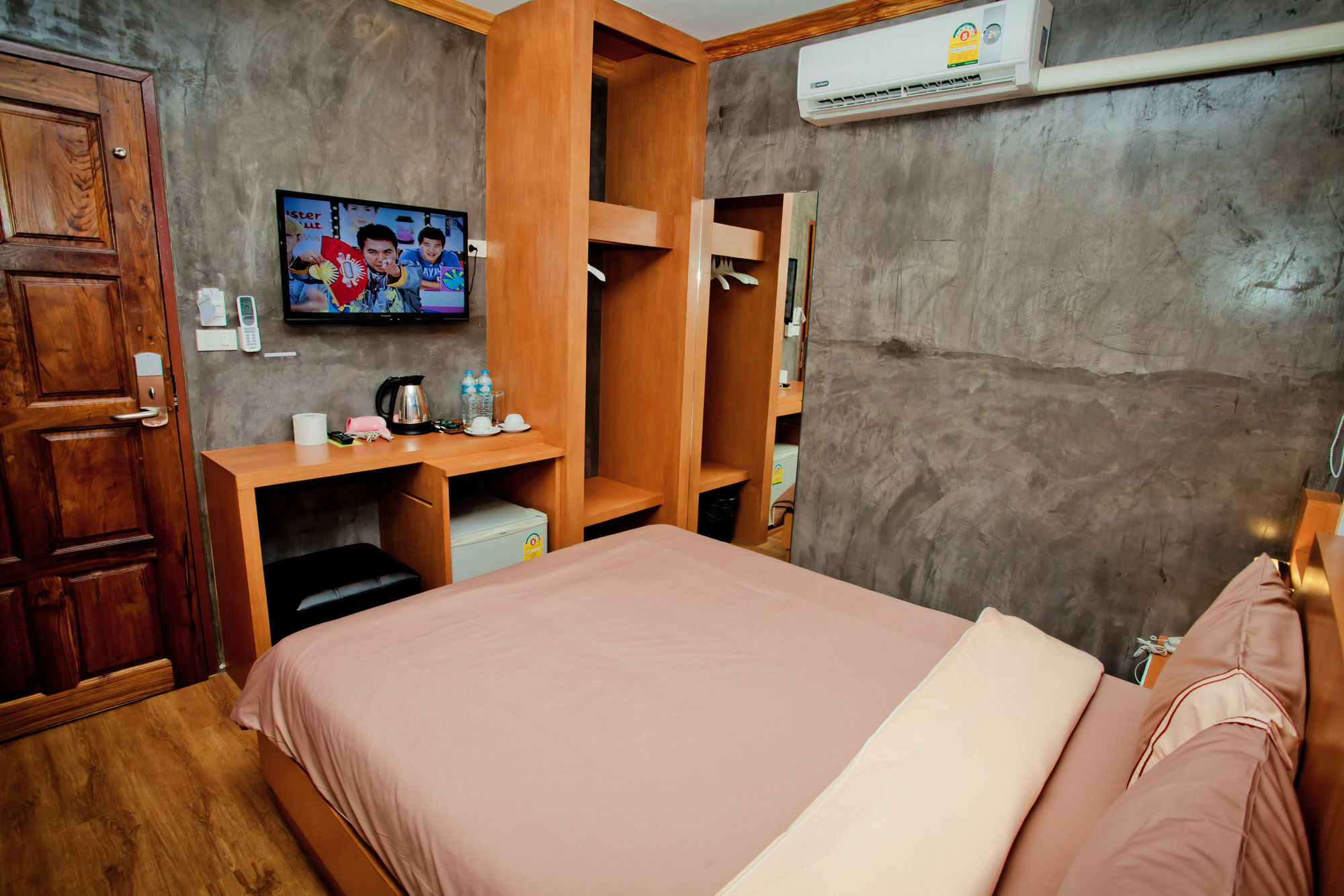 Chaphone Guesthouse Phuket Esterno foto